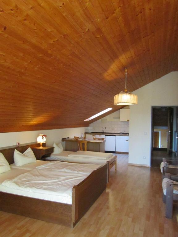 Hotel Gasthof Humplbrau Вольфратсхаузен Номер фото